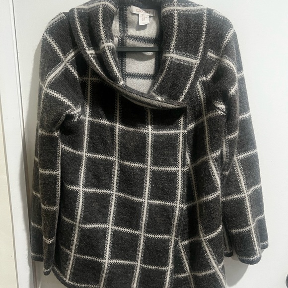 Ellen Tracy Gray and White Cowl Neck Sweater with Turtleneck - Picture 7 of 8